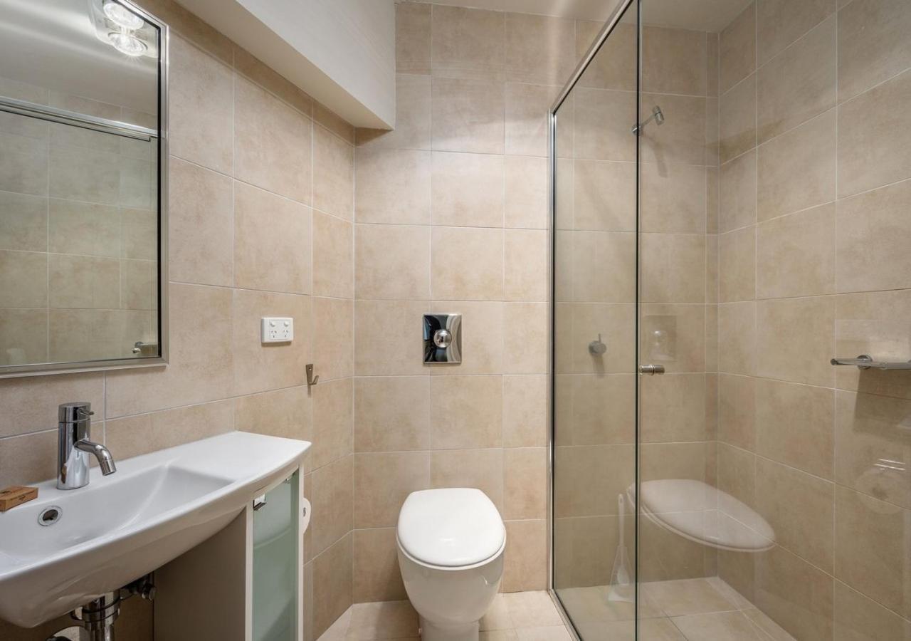 Absinthe Apartment ดินเนอร์ เพลน ภายนอก รูปภาพ